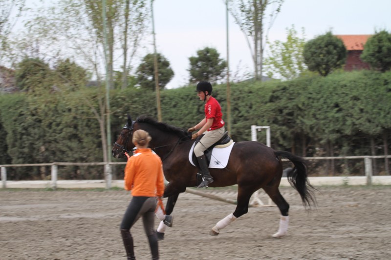 La Amazona Internacional Teresa Jauquicoa ha impartido un Clinic en Navarra